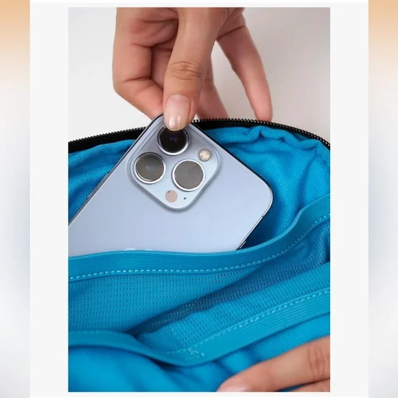 Rareform Small Zion Sling Bag | One-of-a-Kind | Travel Crossbody | Recycled - Picture 3 of 13